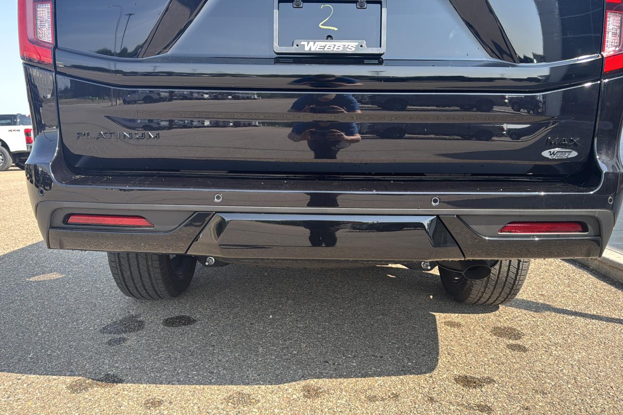 2025 Ford Expedition Platinum Max Photo5