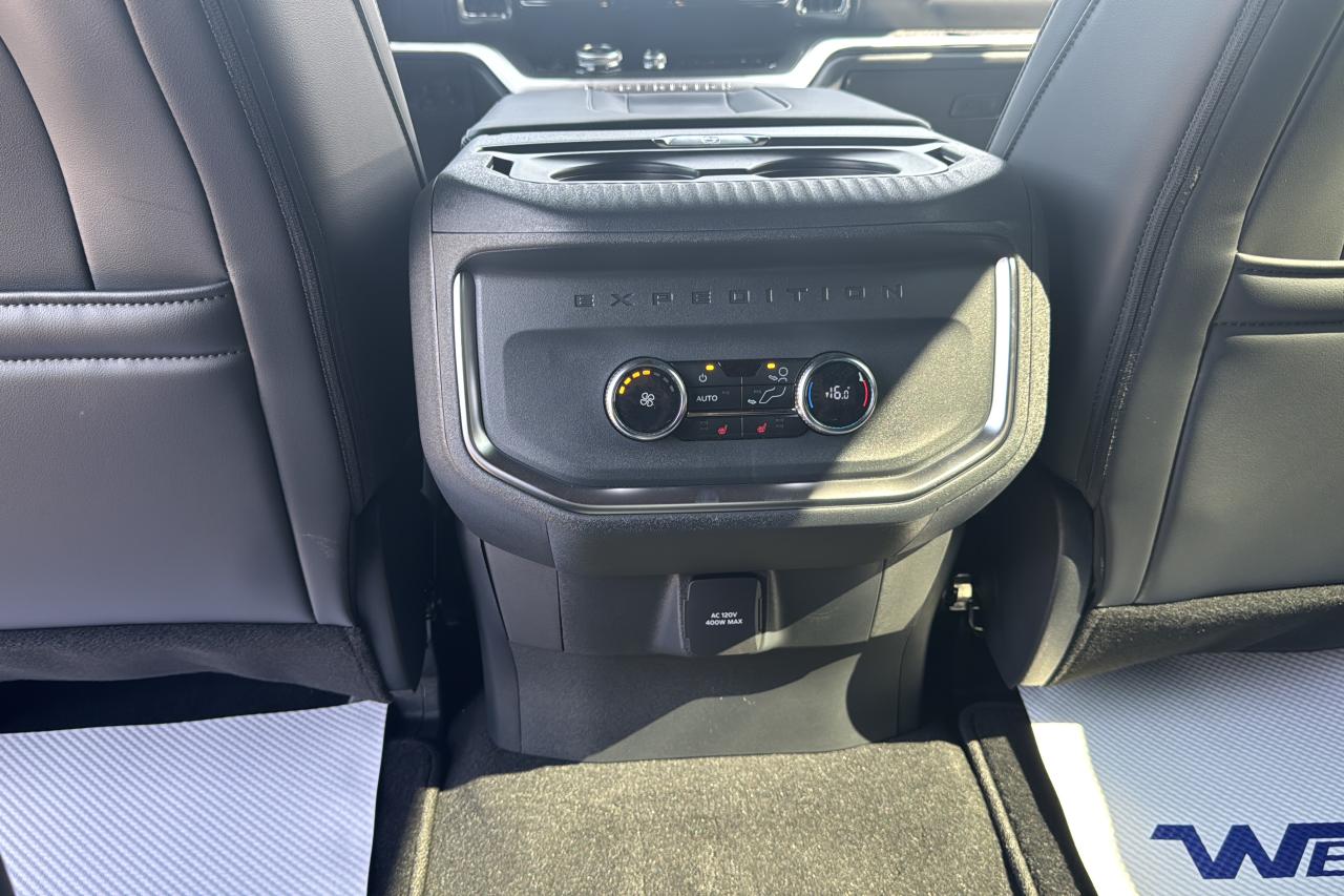 2025 Ford Expedition Platinum Max Photo5