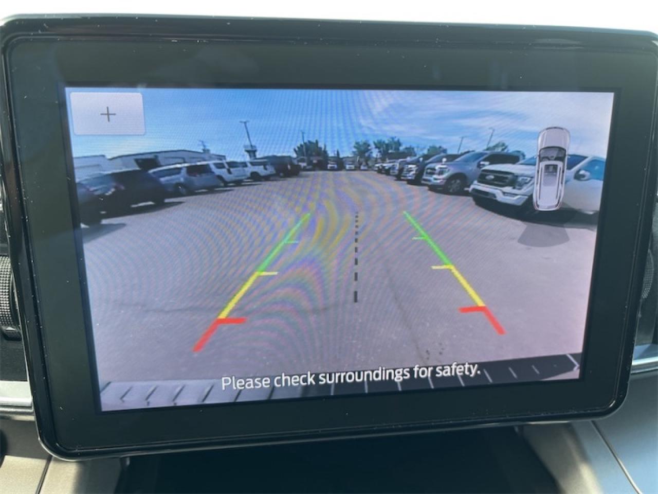 2022 Ford Explorer XLT  - Aluminum Wheels -  Apple CarPlay Photo5