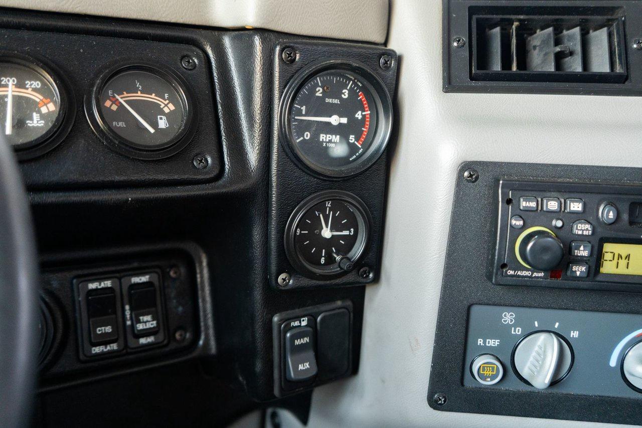 2000 Hummer H1  Photo