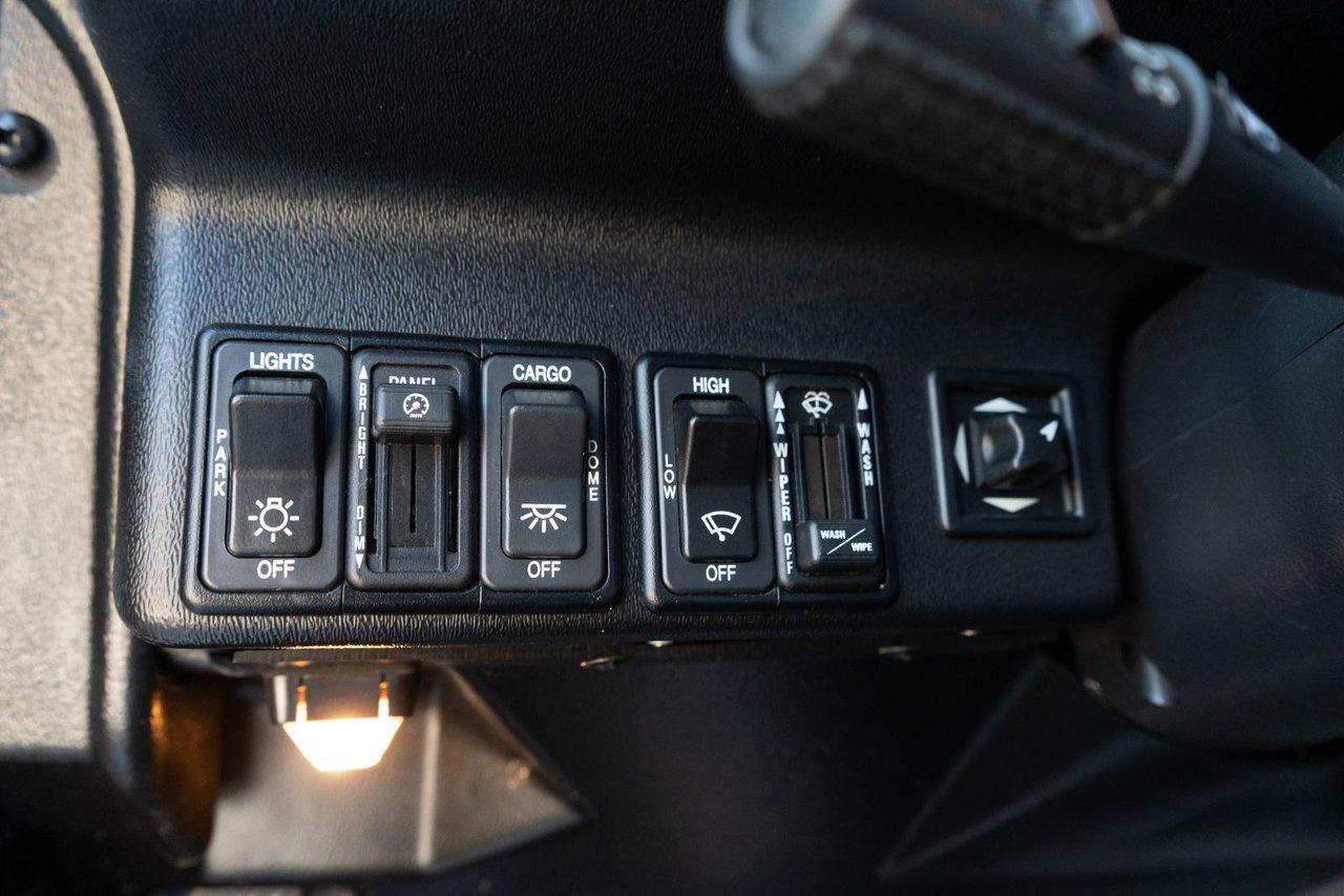 2000 Hummer H1  Photo