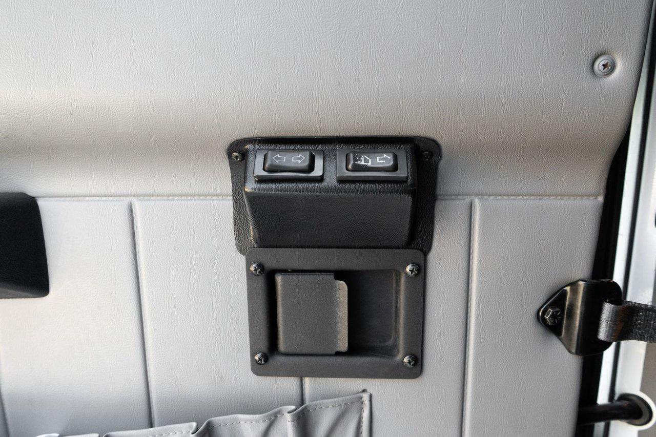 2000 Hummer H1  Photo