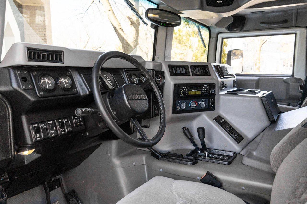 2000 Hummer H1  Photo
