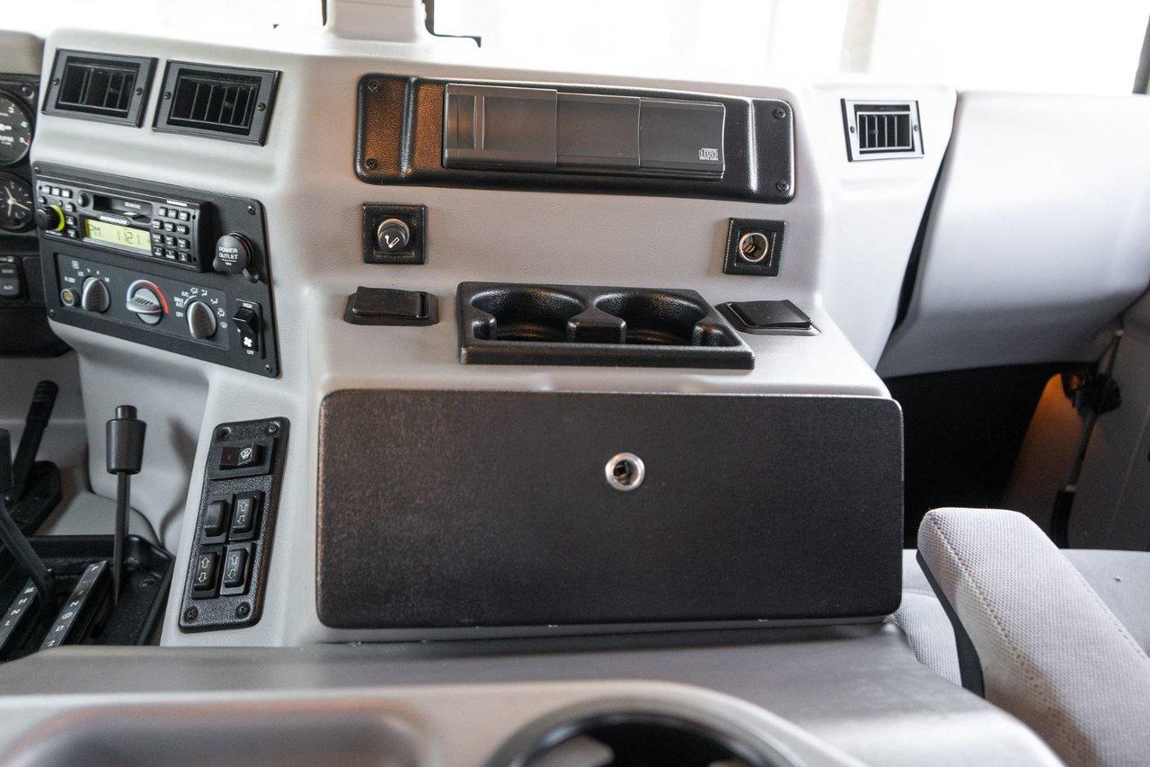 2000 Hummer H1  Photo