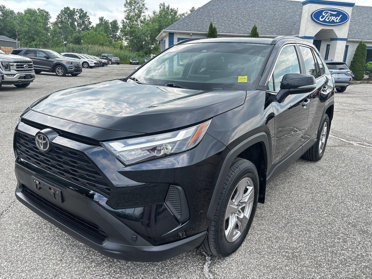 Used 2022 Toyota RAV4 XLE Premium for sale in Essex, ON