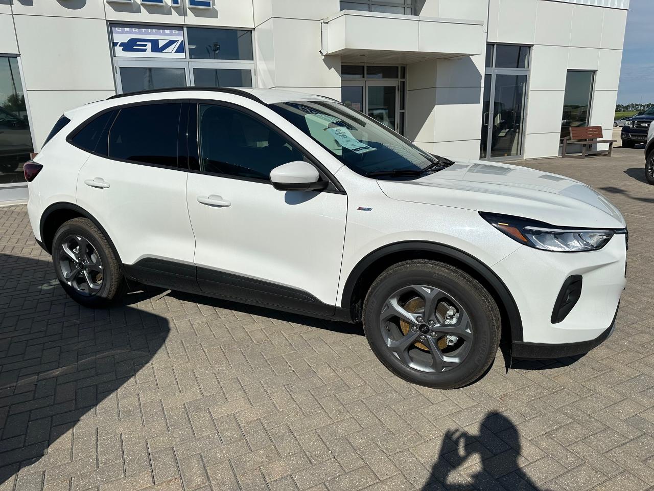 2025 Ford Escape ST-LINE SELECT AWD 401A Photo2