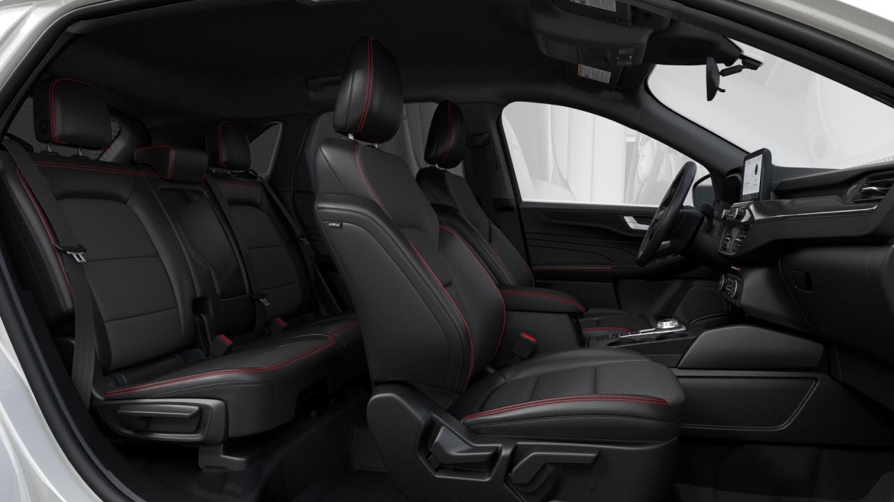 2025 Ford Escape ST-LINE AWD 300A Photo5