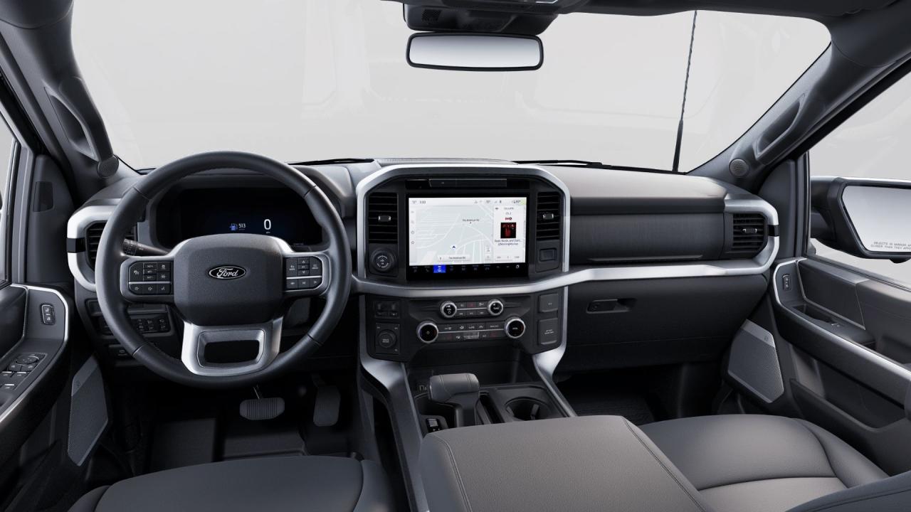 2025 Ford F-150 XLT 4WD SuperCrew 5.5' Box 303A Photo5