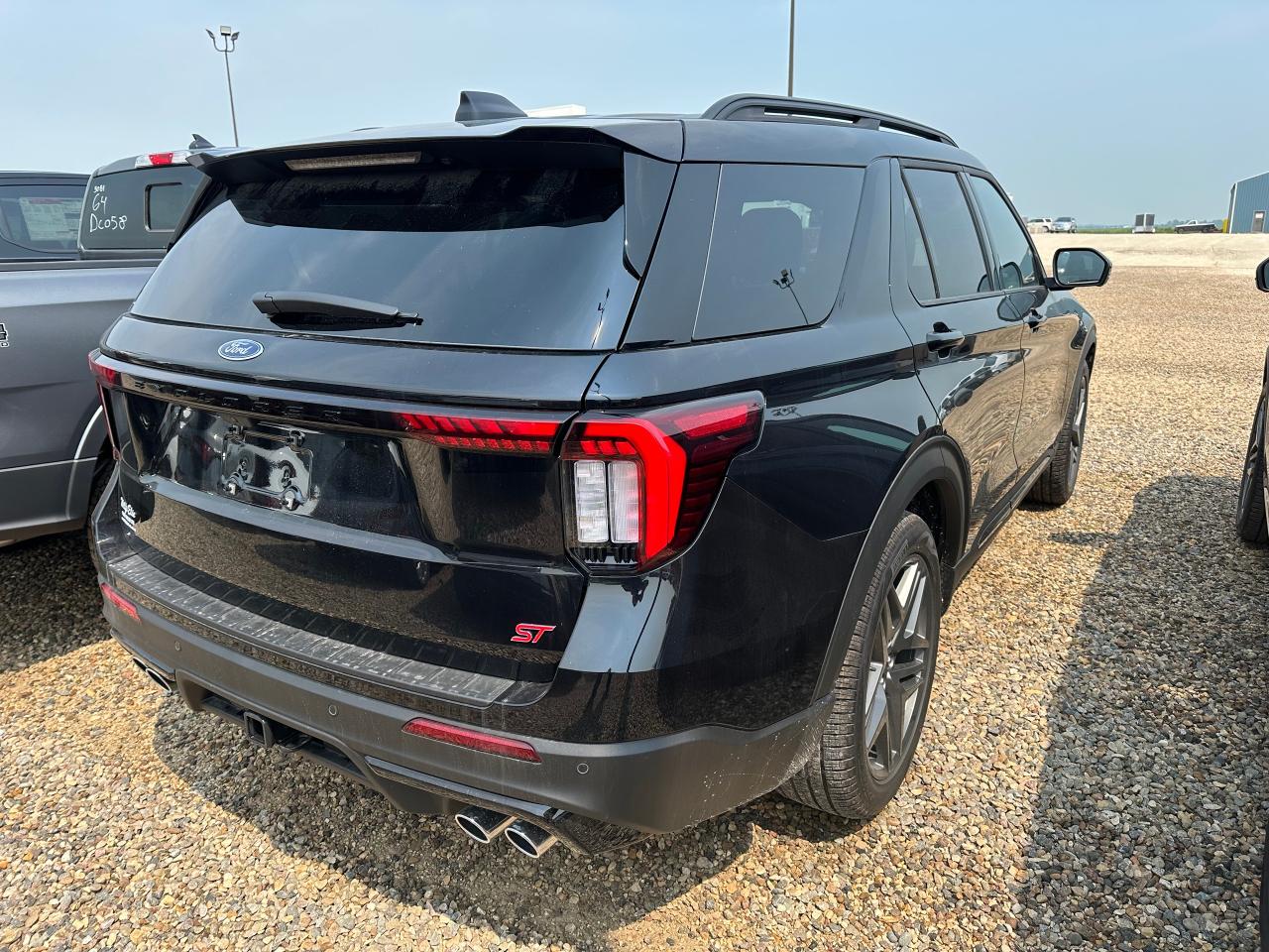 2025 Ford Explorer ST 4WD 400A Photo3