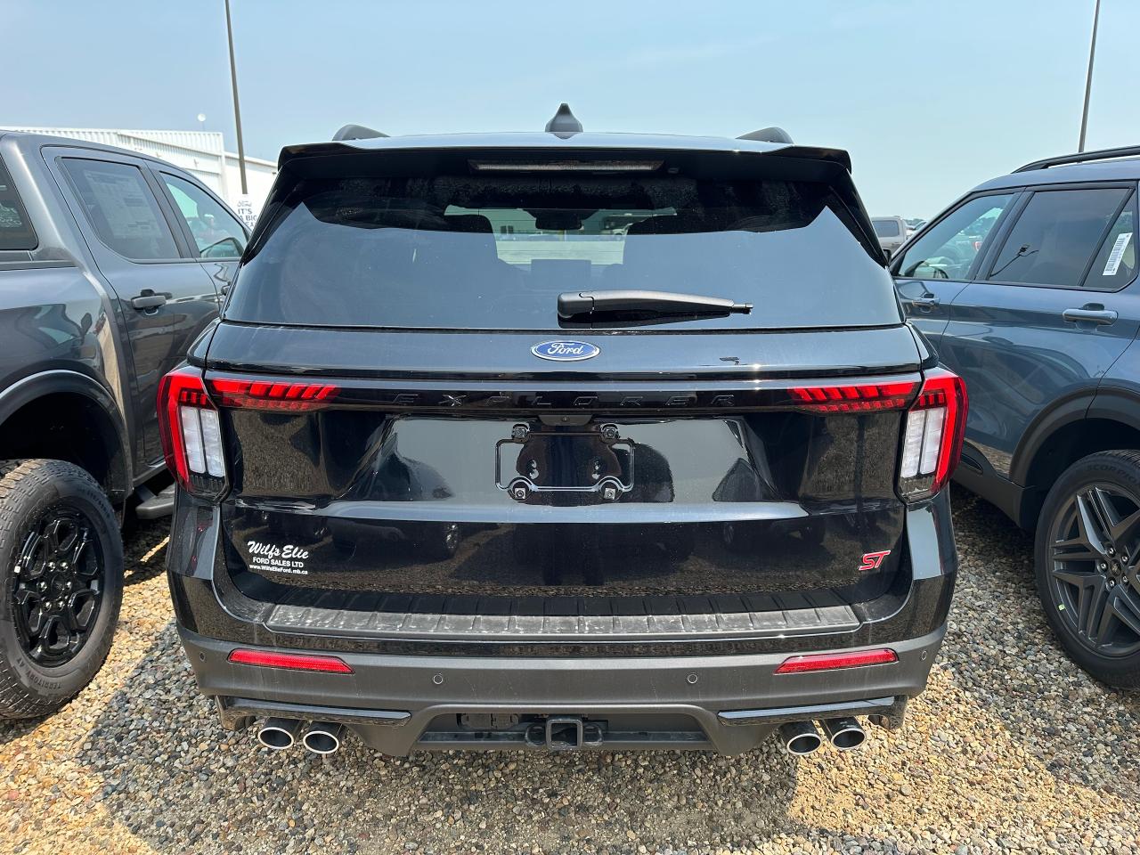 2025 Ford Explorer ST 4WD 400A Photo4