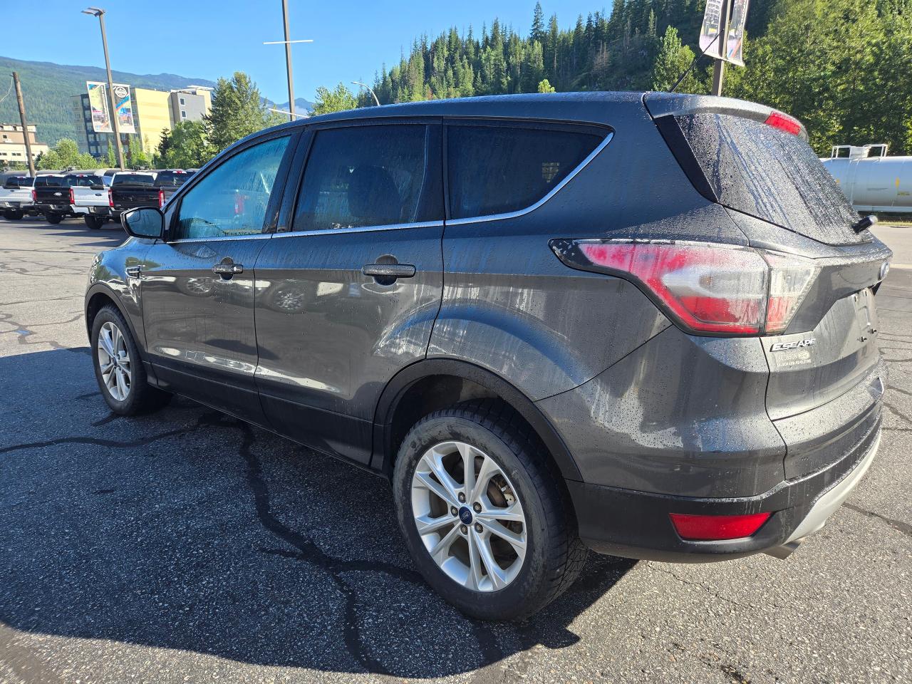 2017 Ford Escape SE Photo5