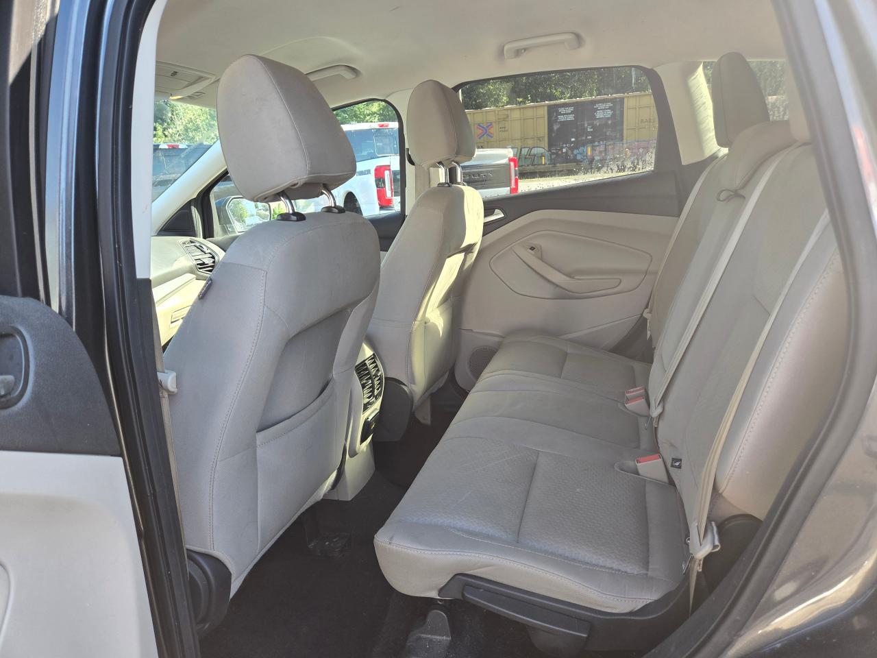 2017 Ford Escape SE Photo5