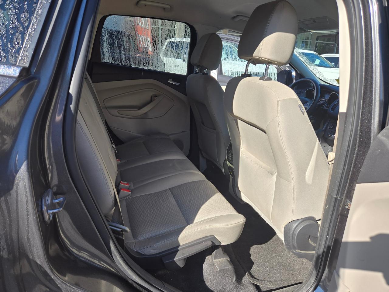 2017 Ford Escape SE Photo5