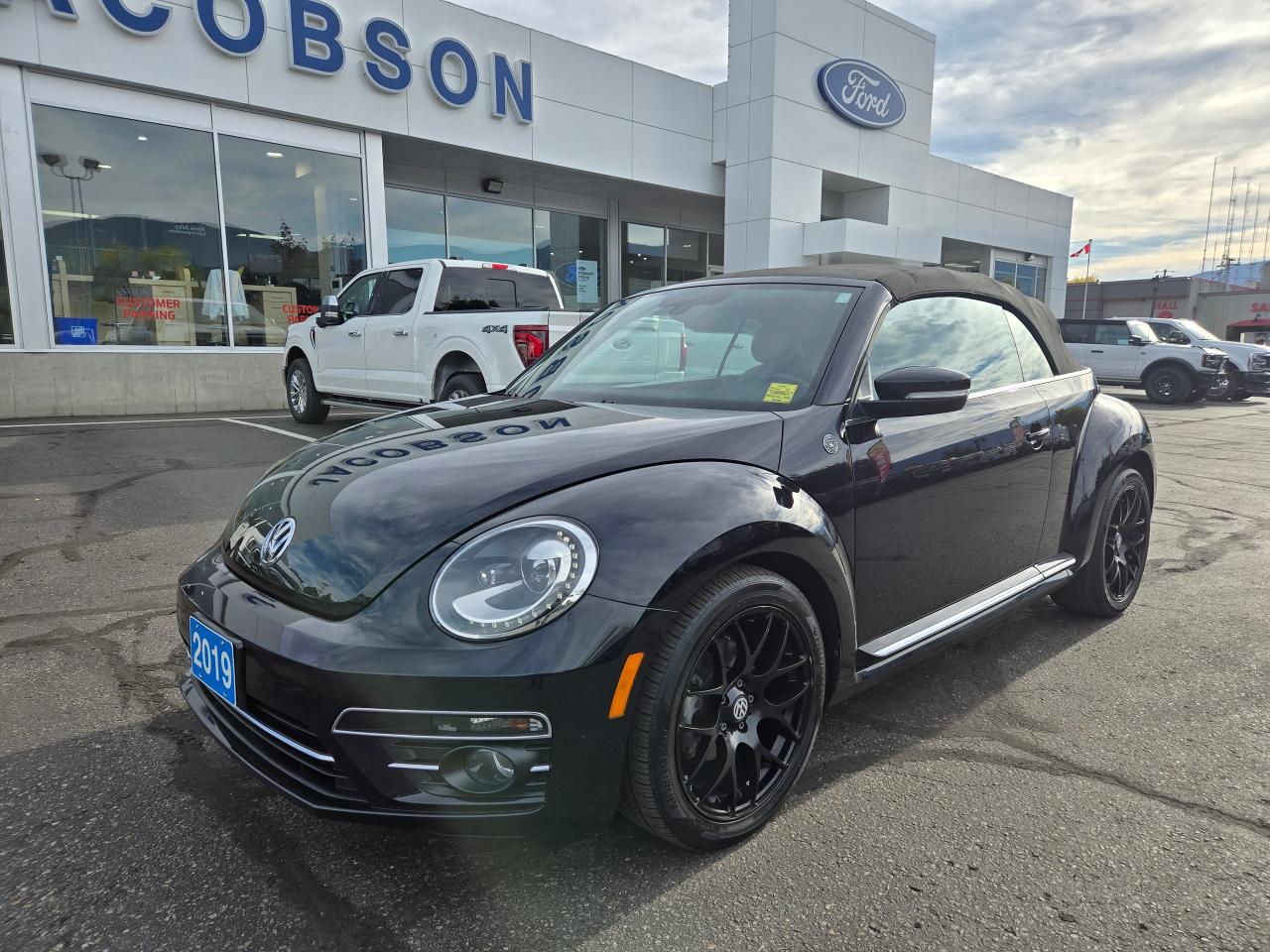 2019 Volkswagen Beetle Convertible Wolfsburg Edition Photo0