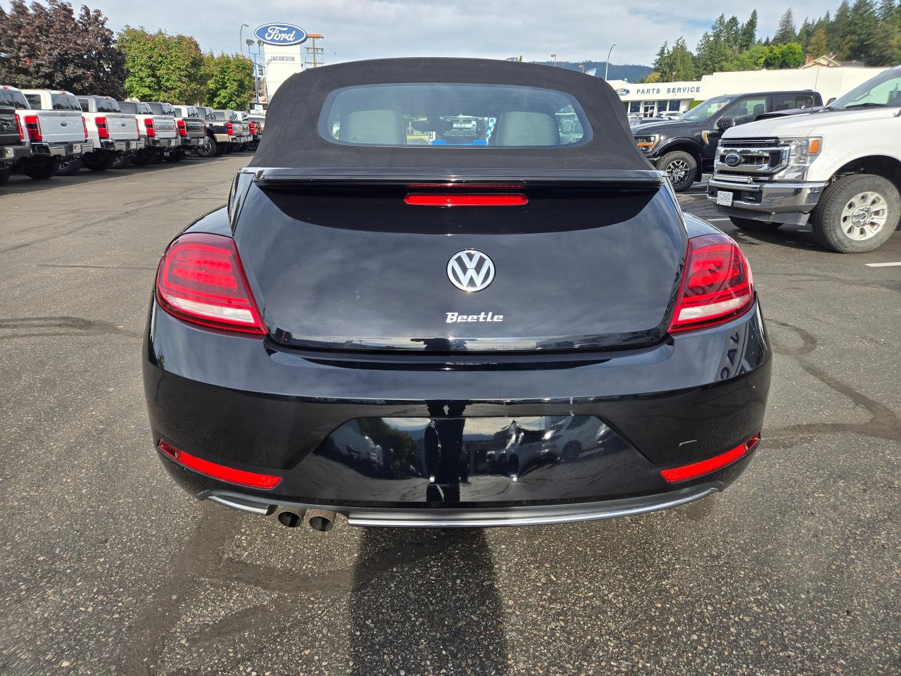 2019 Volkswagen Beetle Convertible Wolfsburg Edition Photo5