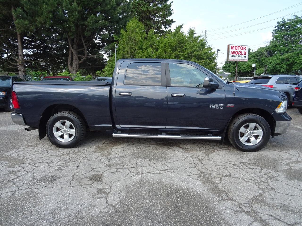 2016 RAM 1500 SLT - Photo #5