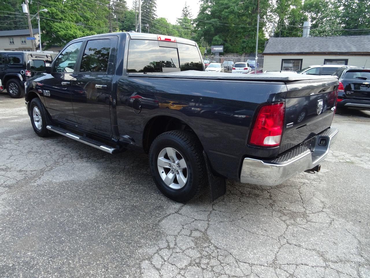 2016 RAM 1500 SLT - Photo #8