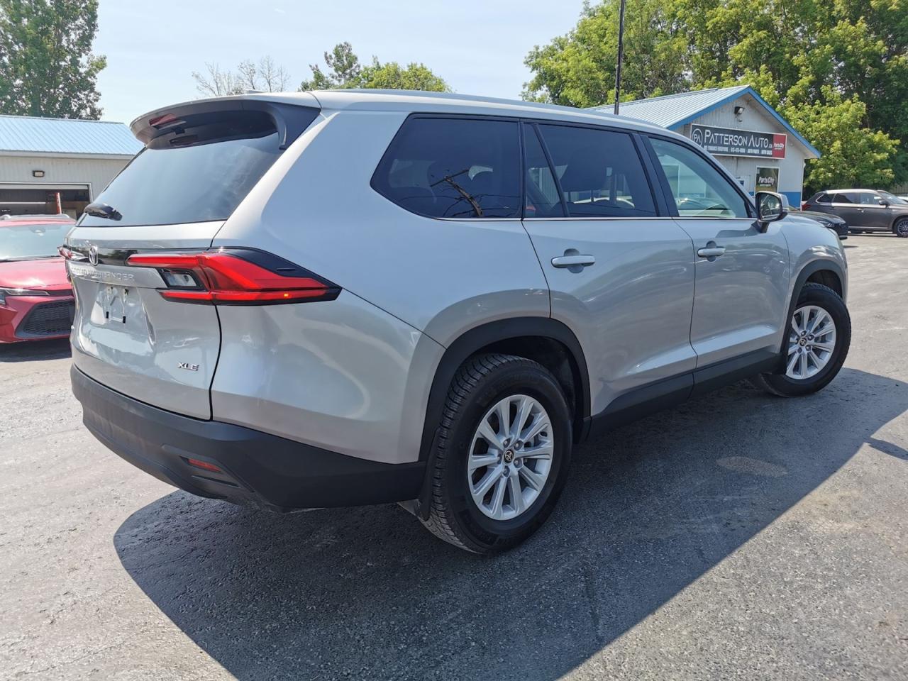 2024 Toyota Grand Highlander XLE AWD - Photo #5