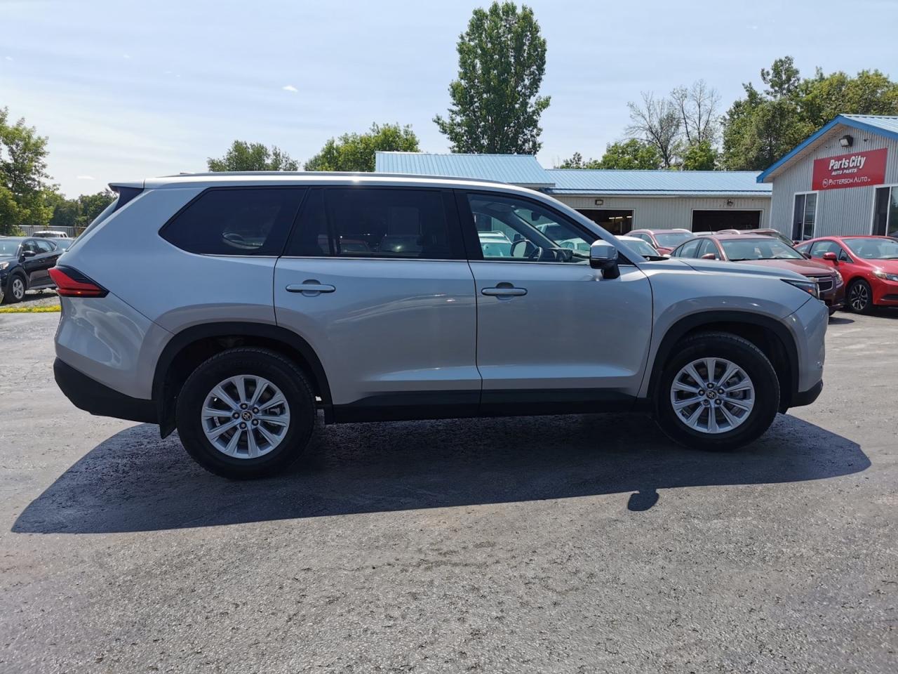 2024 Toyota Grand Highlander XLE AWD - Photo #6