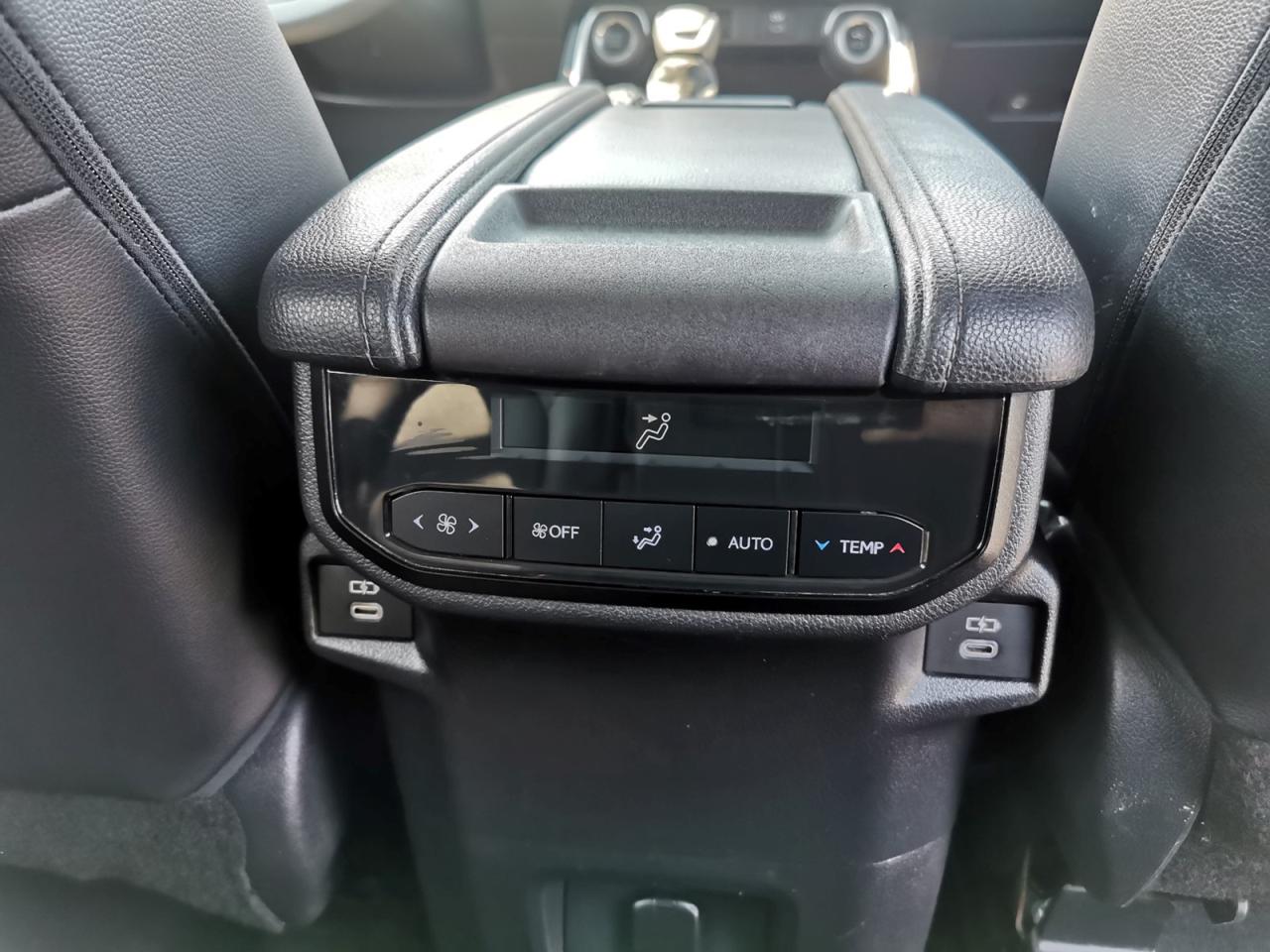 2024 Toyota Grand Highlander XLE AWD - Photo #23