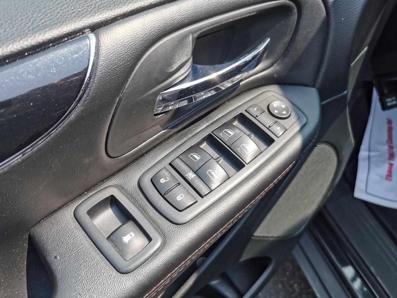 2020 Dodge Grand Caravan SXT - Photo #10