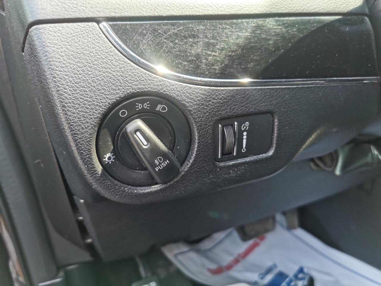 2020 Dodge Grand Caravan SXT - Photo #23