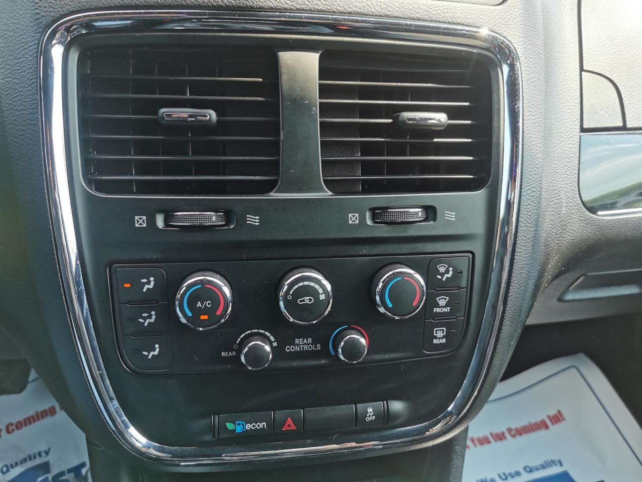 2020 Dodge Grand Caravan SXT - Photo #26