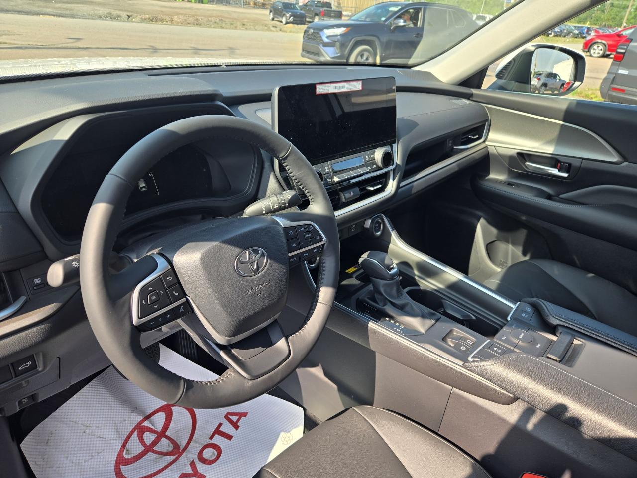 2025 Toyota Grand Highlander GRAND HIGHLANDER HYBRID XLE - Photo