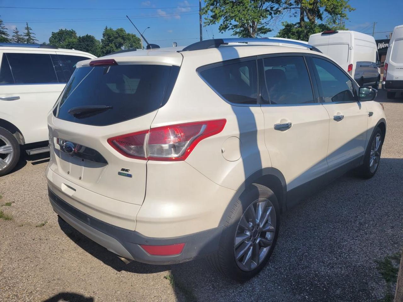 2016 Ford Escape SE Photo3