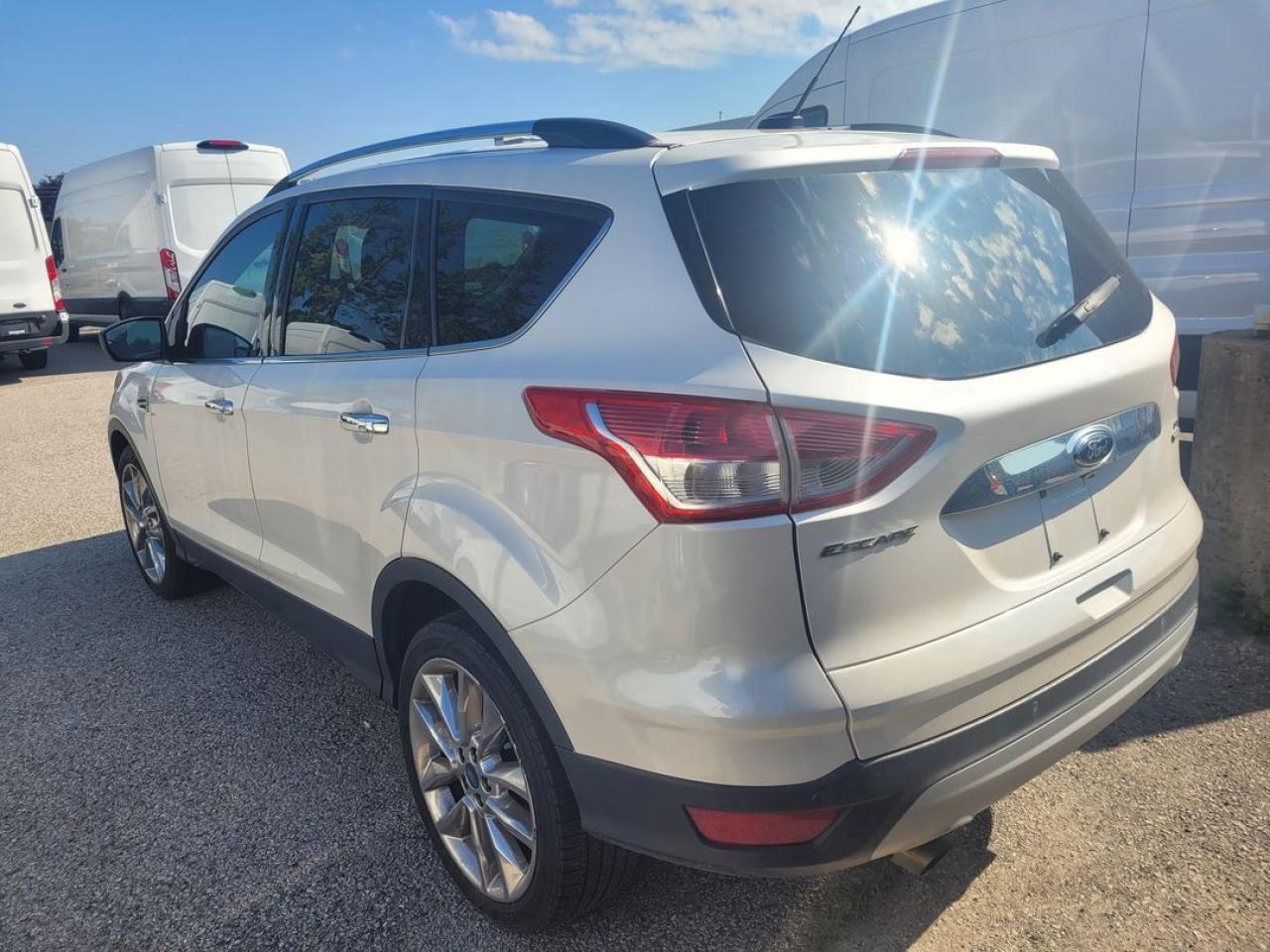 2016 Ford Escape SE Photo2