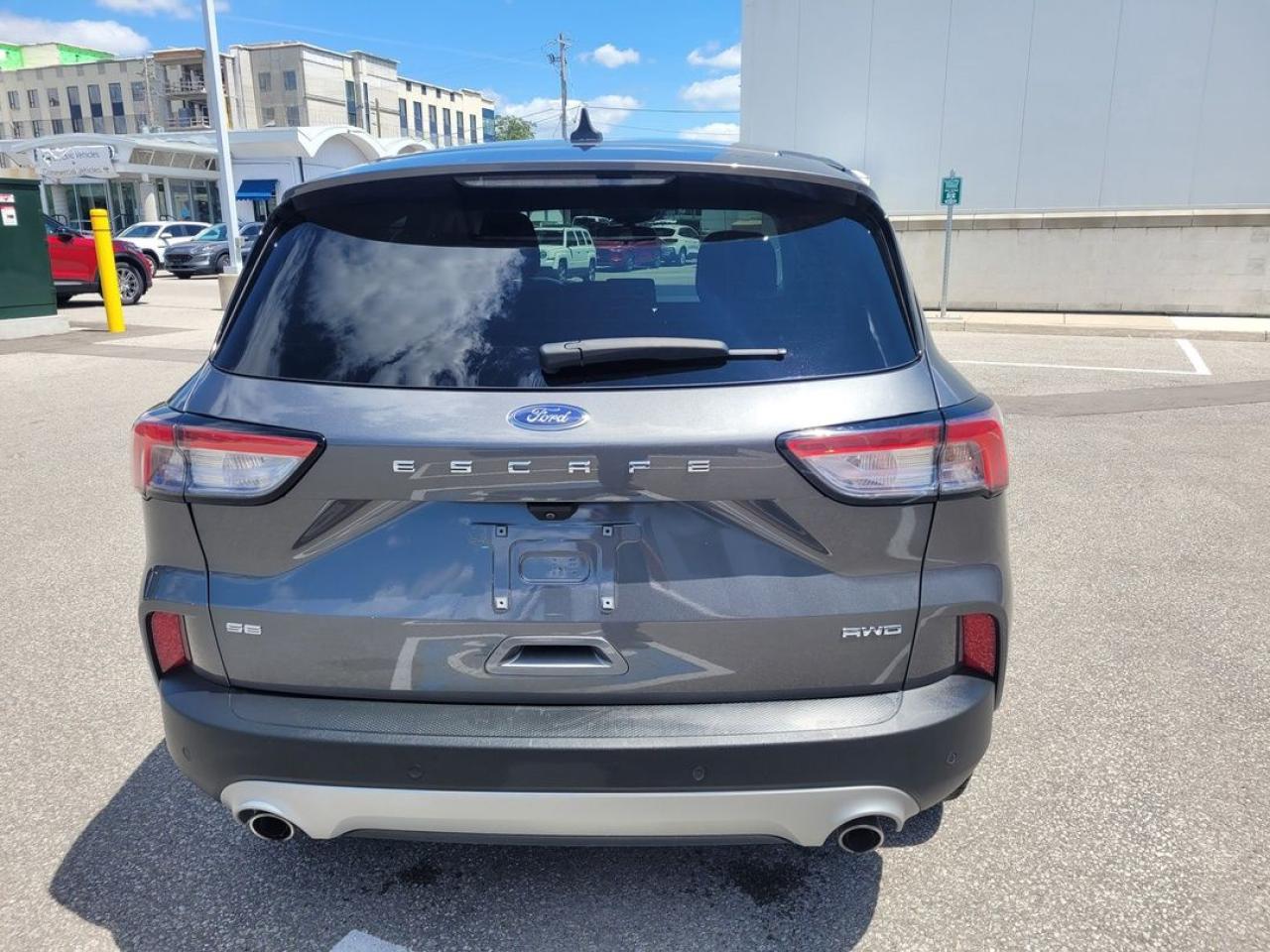2022 Ford Escape SE Photo22