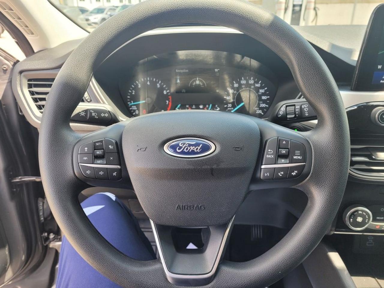 2022 Ford Escape SE Photo31