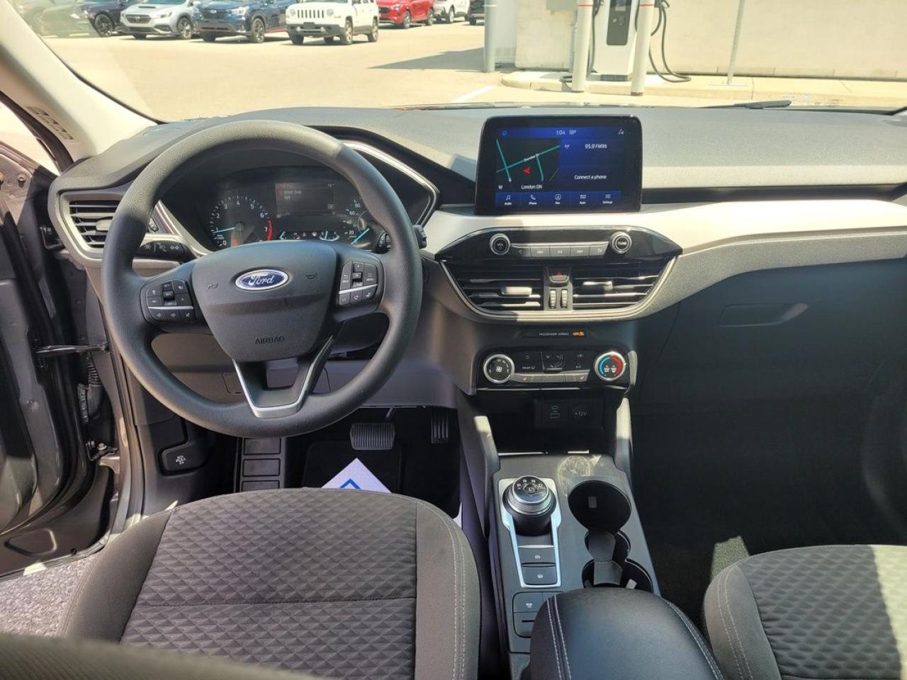 2022 Ford Escape SE Photo30