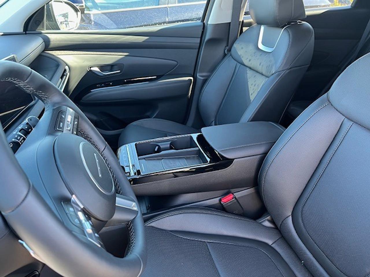 2025 Hyundai Tucson Ultimate Plug-In Hybrid Photo