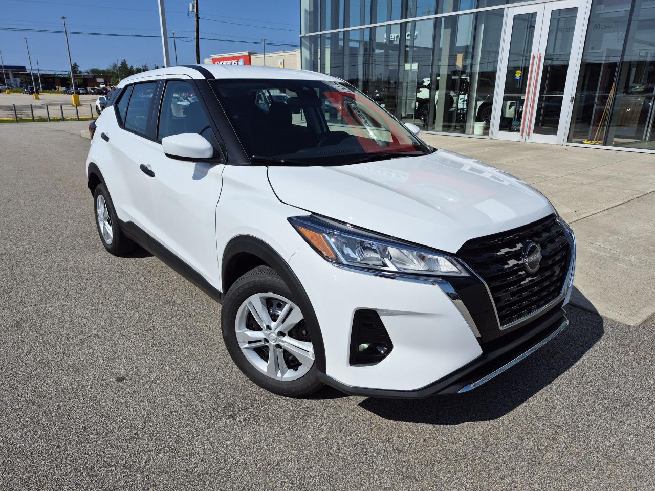 2025 Nissan Kicks Play S FWD Photo16