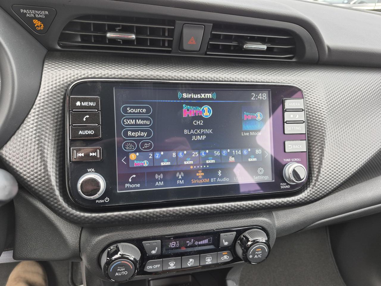 2025 Nissan Kicks Play SV FWD Photo25