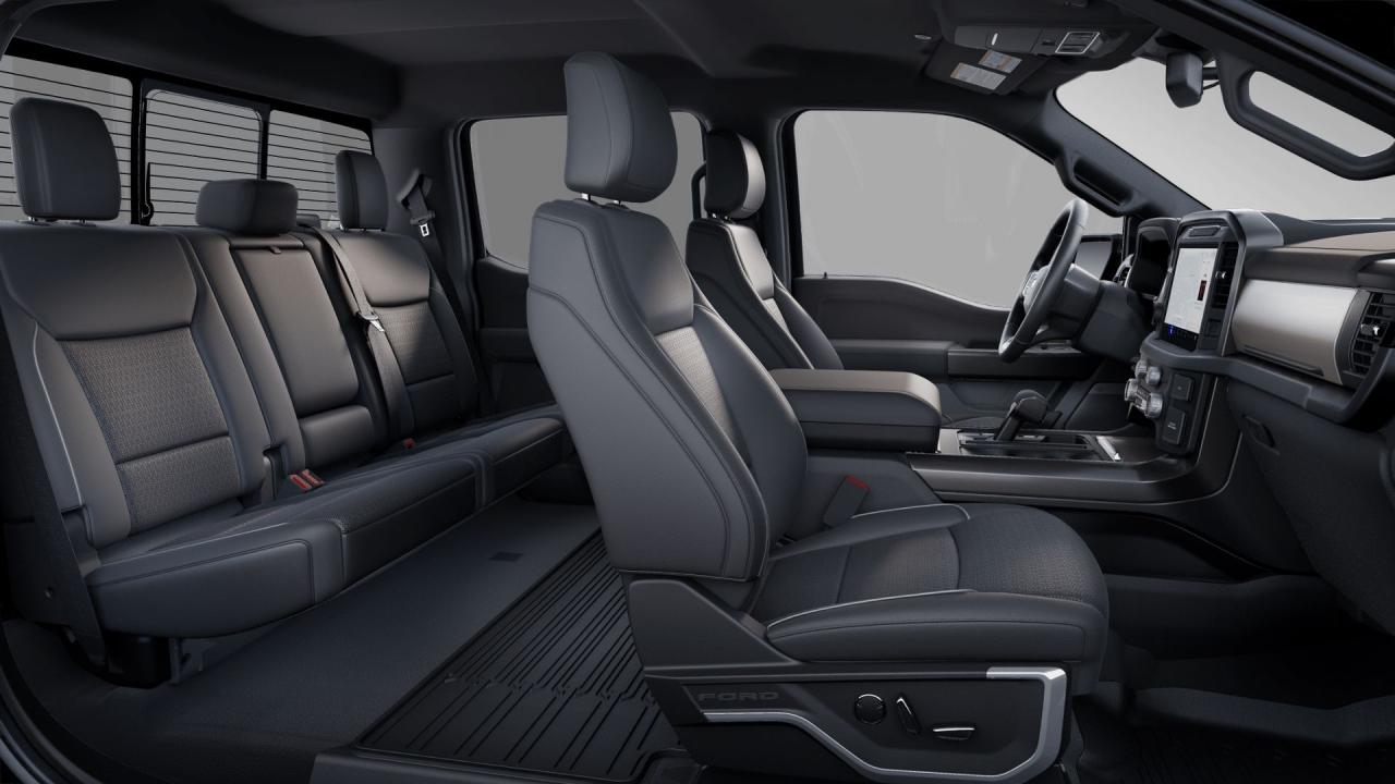 2025 Ford F-150 Lariat Photo5