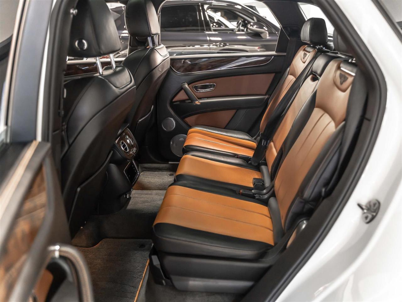 2020 Bentley Bentayga V8|TOURING SPEC|CITY SPEC|NAIM FOR BENTLEY|NIGHT VISION|LOADED Photo