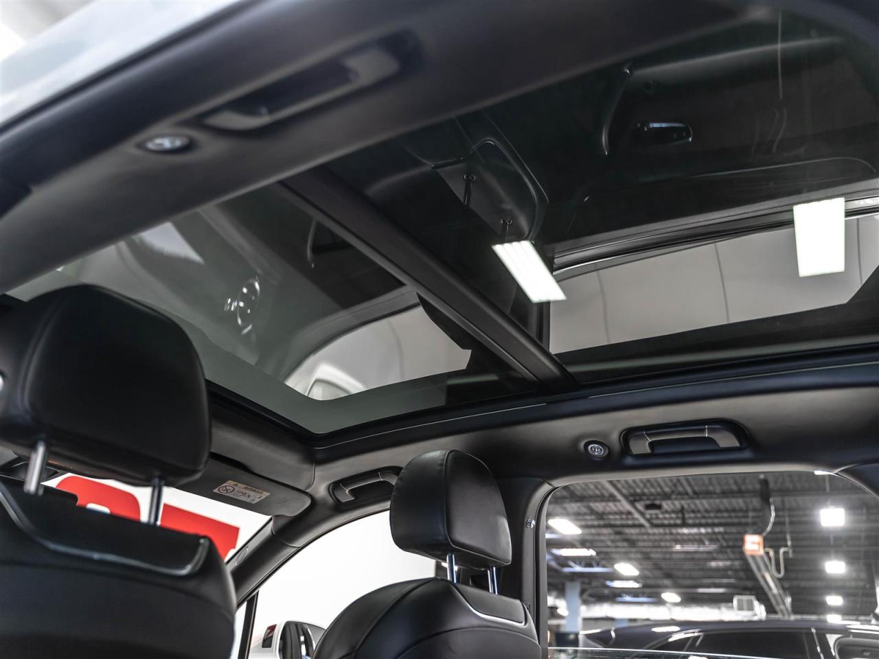 2020 Bentley Bentayga V8|TOURING SPEC|CITY SPEC|NAIM FOR BENTLEY|NIGHT VISION|LOADED Photo