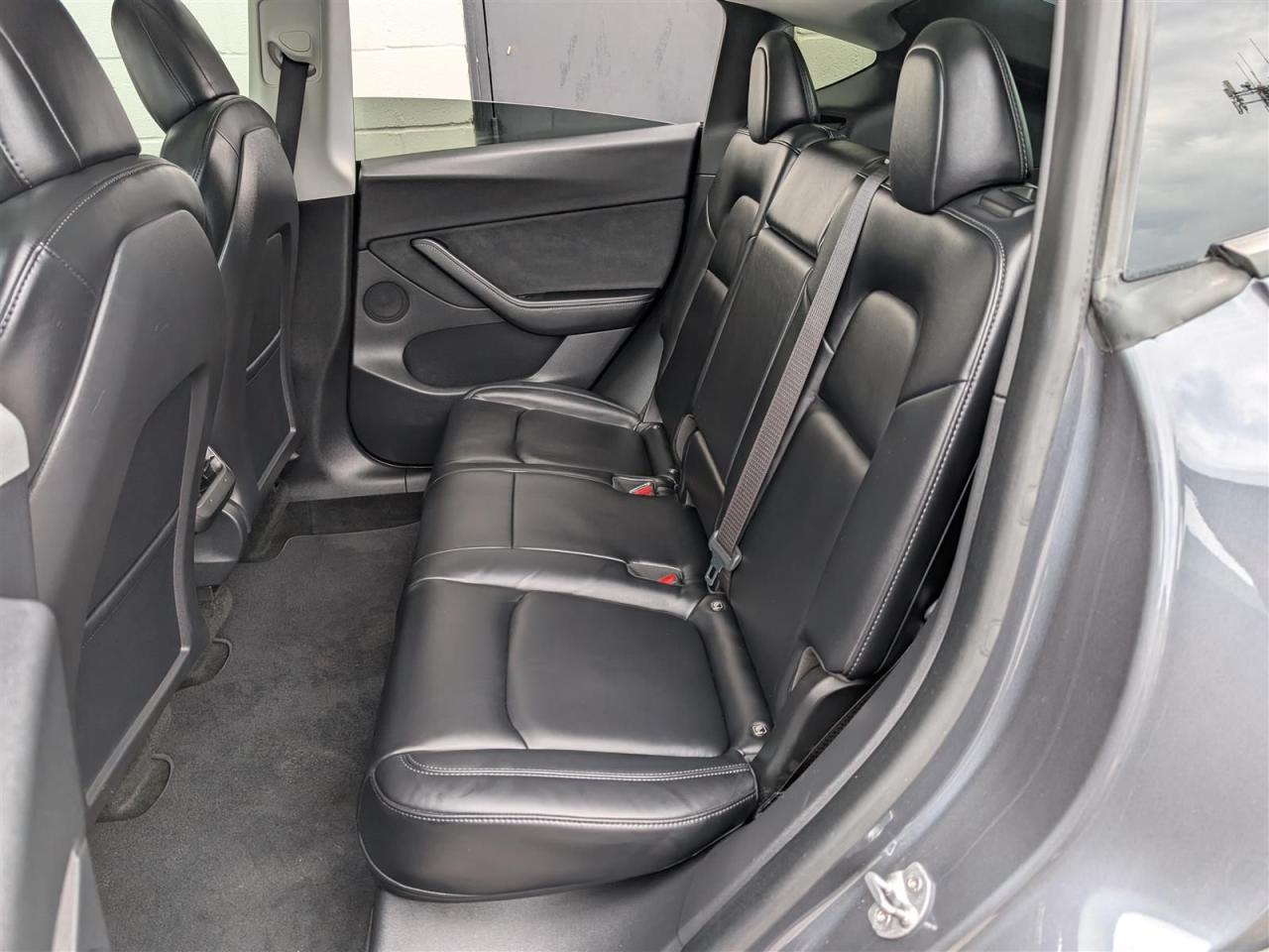 2021 Tesla Model Y LONG RANGE AWD - DUAL MOTOR