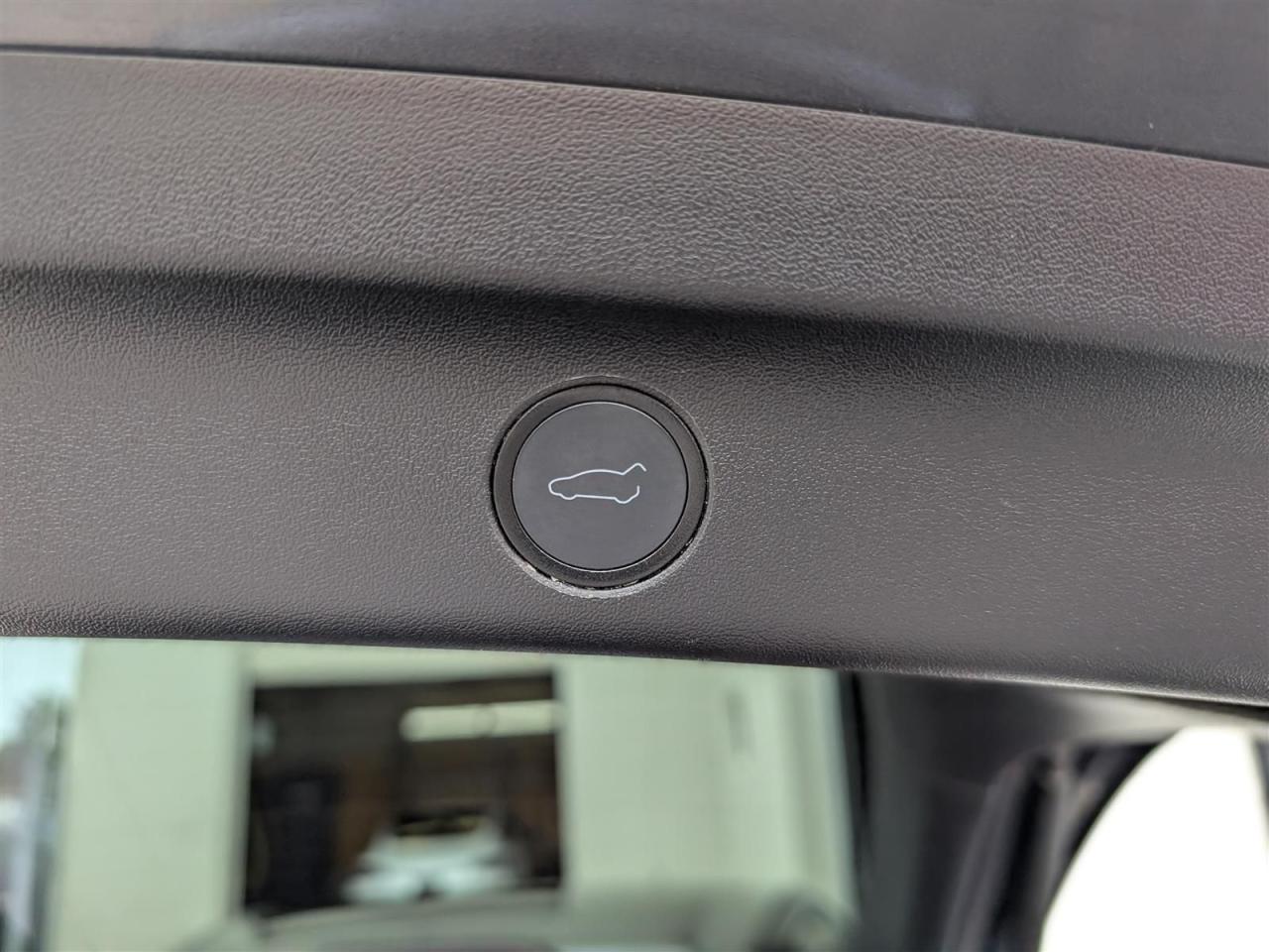 2021 Tesla Model Y LONG RANGE AWD - DUAL MOTOR