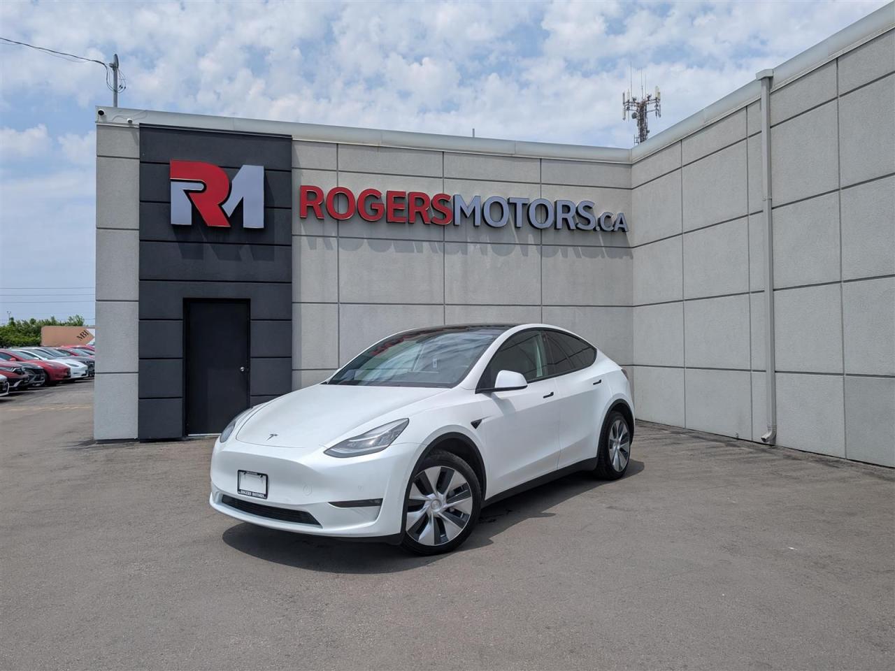 Used 2021 Tesla Model Y LONG RANGE AWD - DUAL MOTOR for sale in Oakville, ON