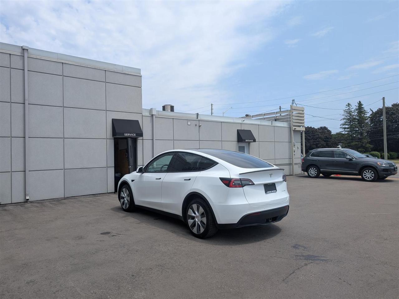 2021 Tesla Model Y LONG RANGE AWD - DUAL MOTOR