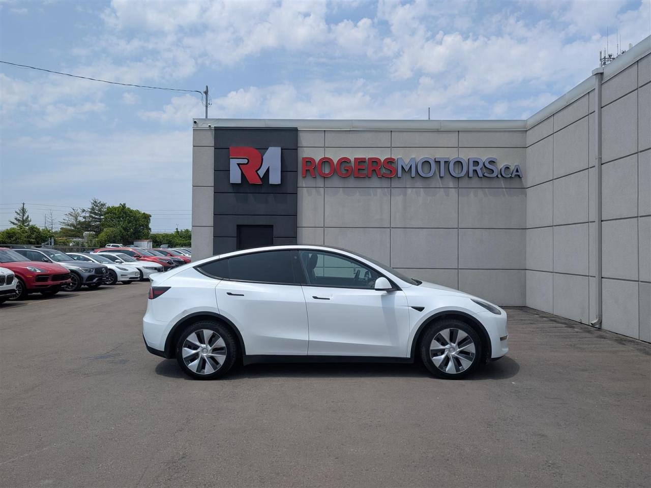 2021 Tesla Model Y LONG RANGE AWD - DUAL MOTOR