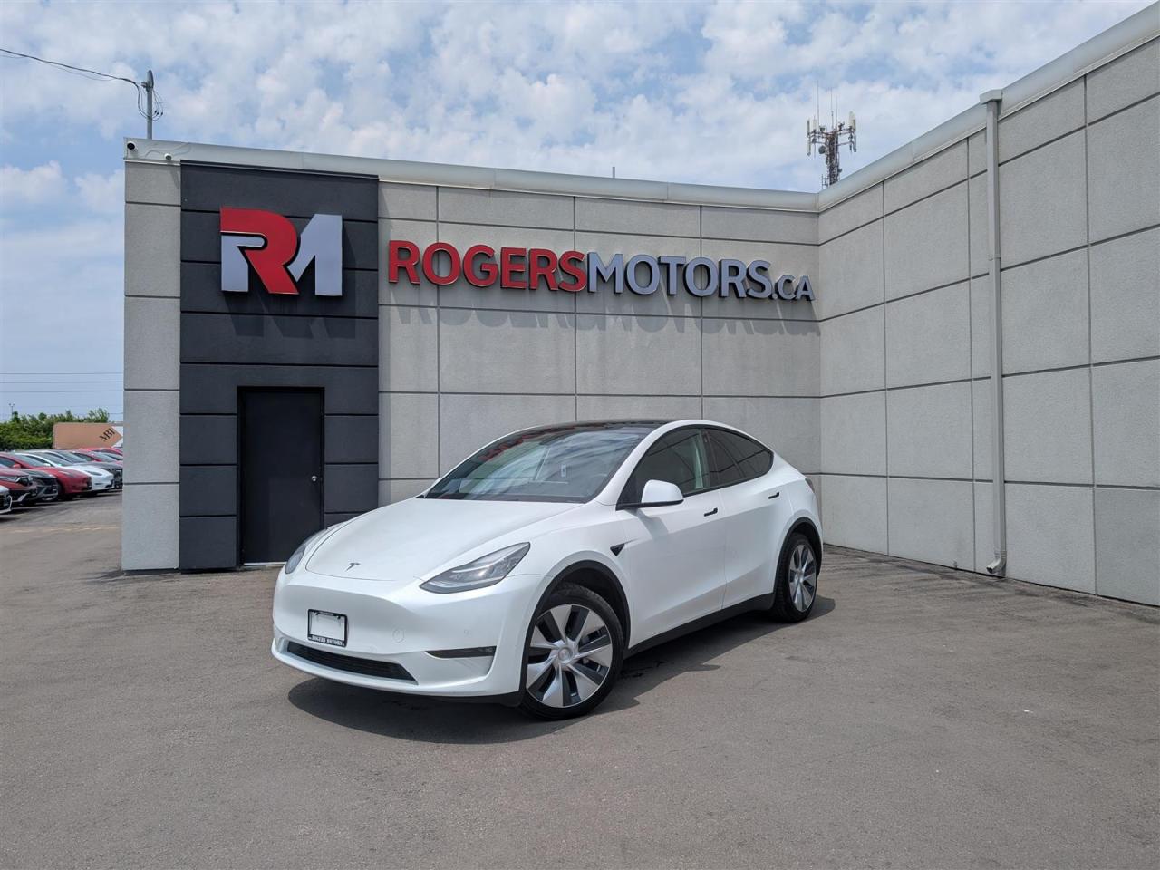Used 2021 Tesla Model Y LONG RANGE AWD - DUAL MOTOR for sale in Oakville, ON