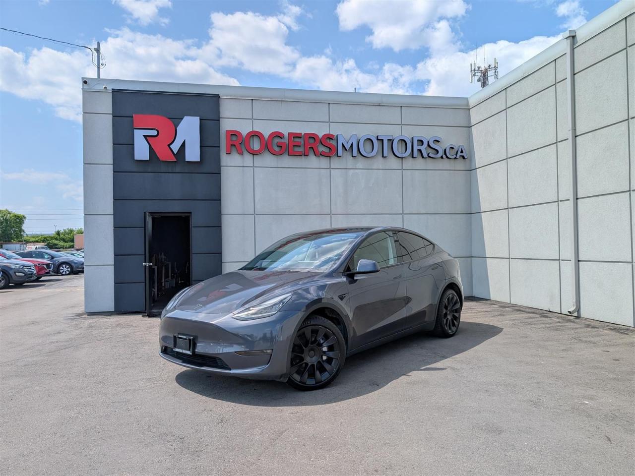 Used 2022 Tesla Model Y LONG RANGE AWD - DUAL MOTOR for sale in Oakville, ON