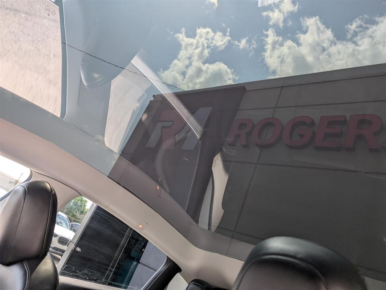 2022 Tesla Model Y LONG RANGE AWD - DUAL MOTOR