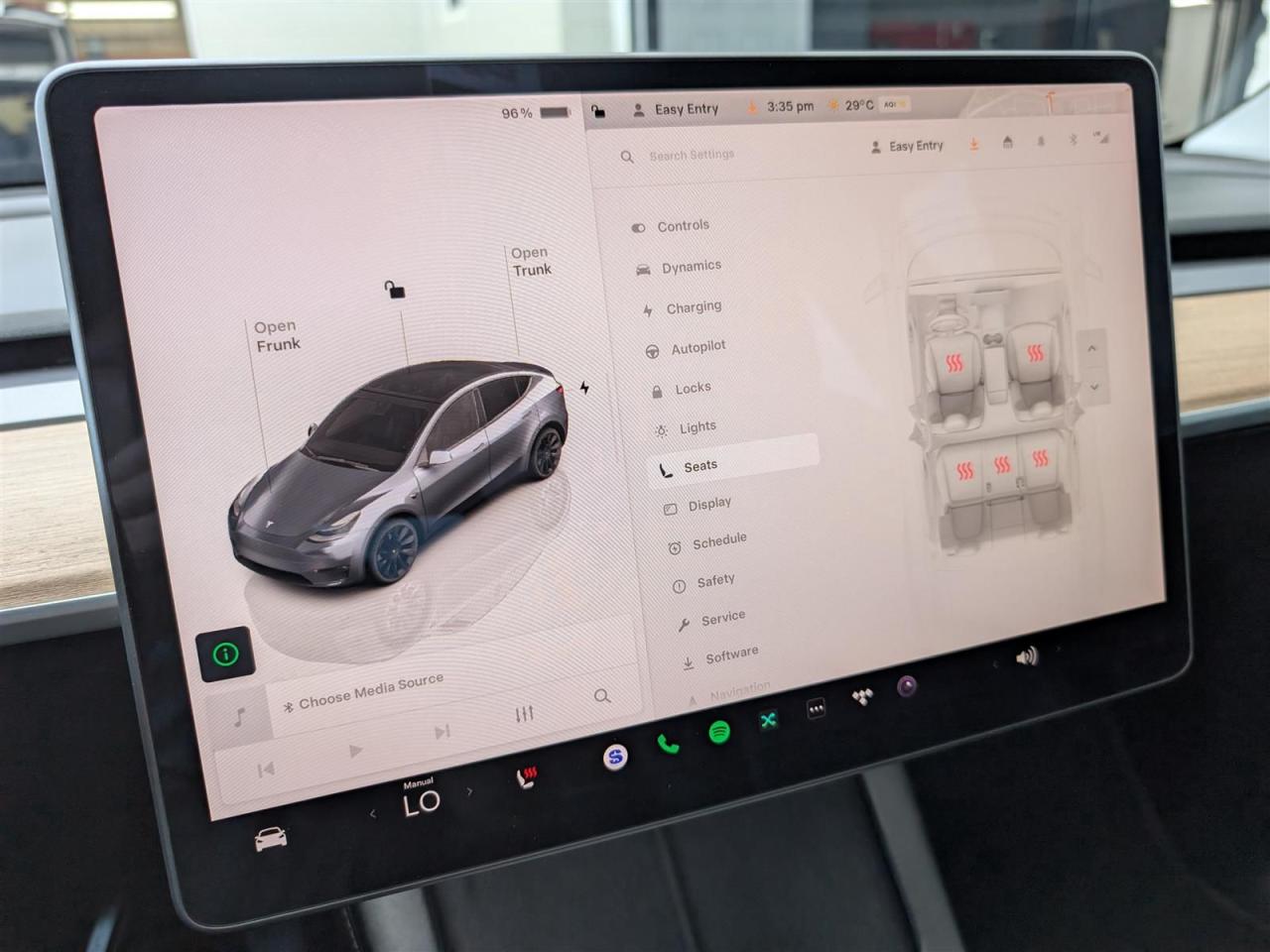 2022 Tesla Model Y LONG RANGE AWD - DUAL MOTOR