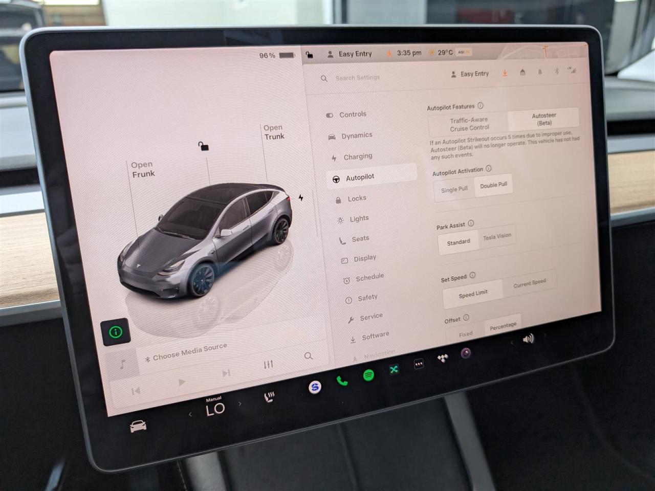 2022 Tesla Model Y LONG RANGE AWD - DUAL MOTOR