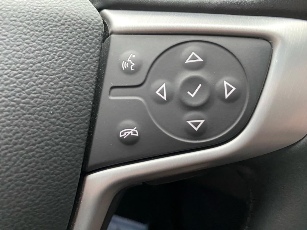 2022 GMC Terrain SLT | AWD | LOW KMS Photo